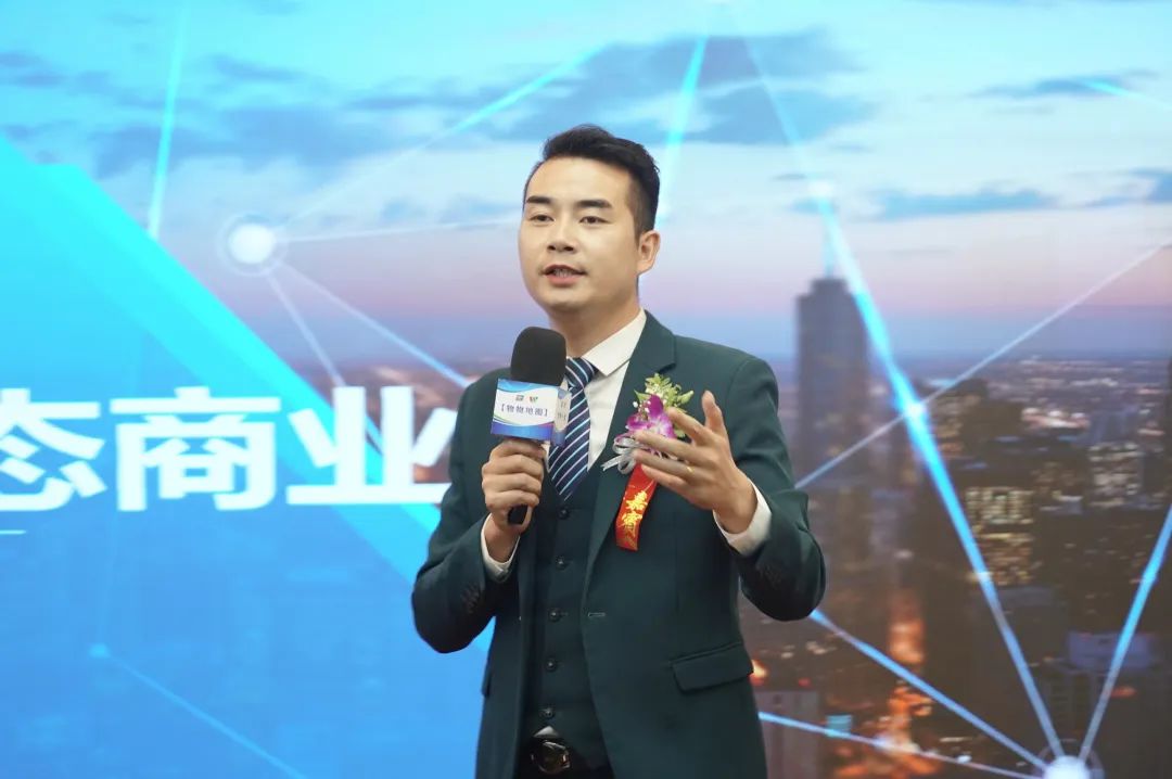 1630986687444051174.jpg 1630986687444051174.jpg