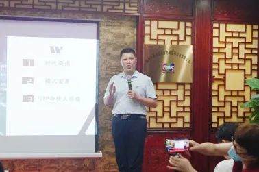 1654678877917097112.jpg 1654678877917097112.jpg